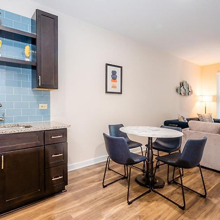 Beautiful 1Br W Balcony Gym Patio Areas Apartment Charlotte Bagian luar foto