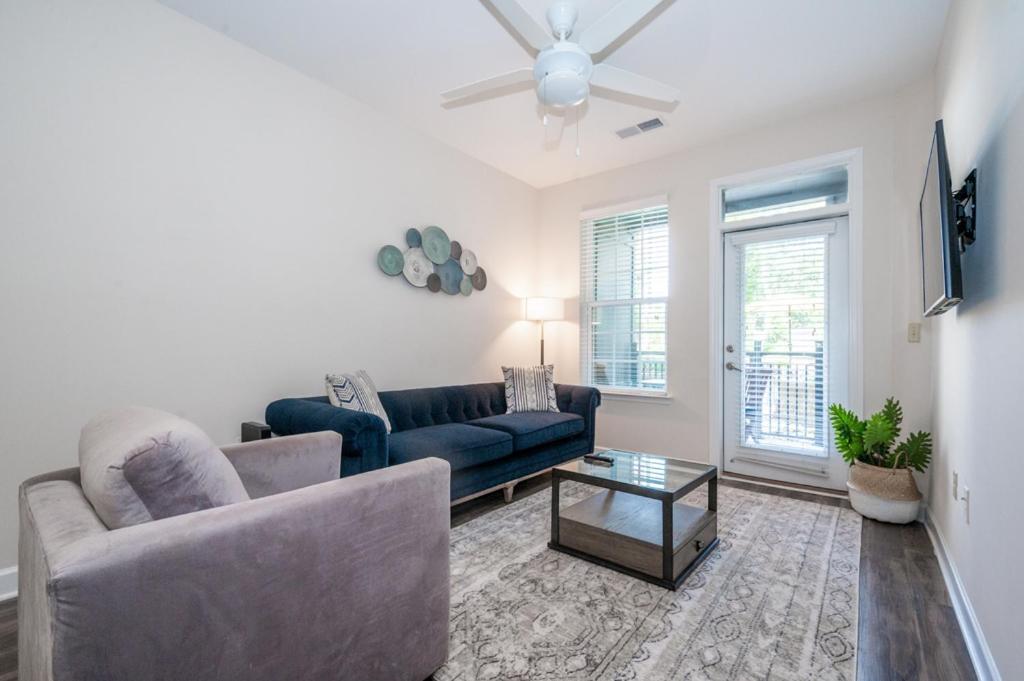 Beautiful 1Br W Balcony Gym Patio Areas Apartment Charlotte Bagian luar foto